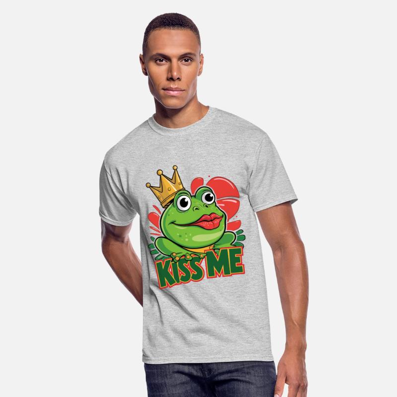 Funny Green Frog Kiss Me