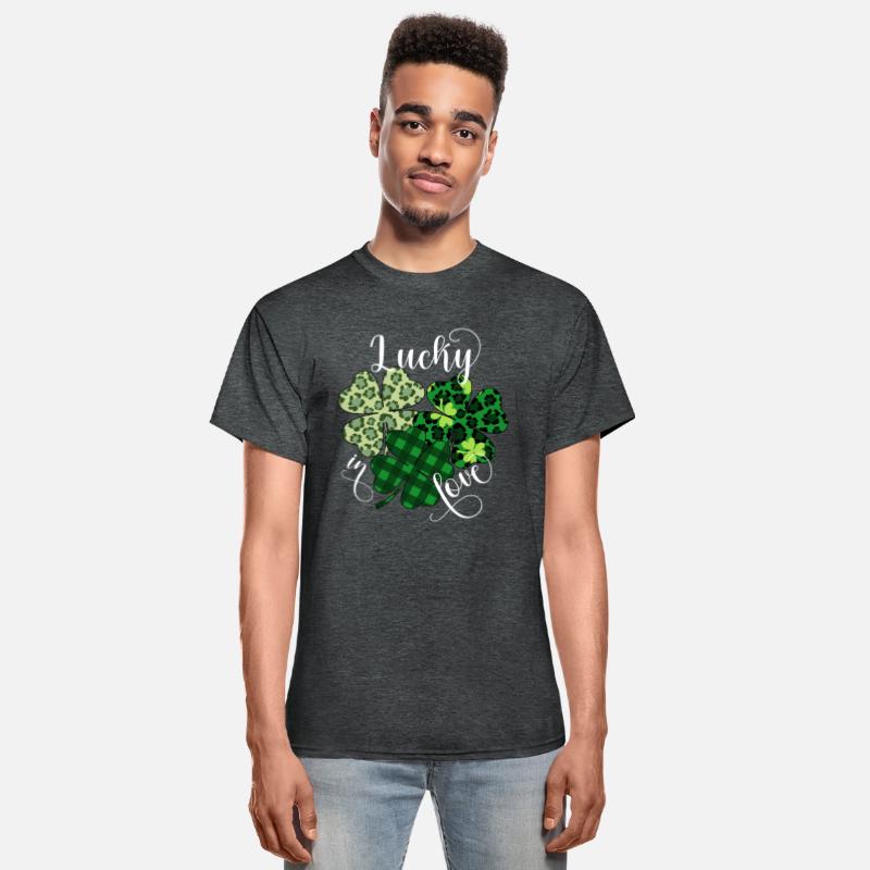 Lucky in love - Saint Patrick's Day Women T-Shirt