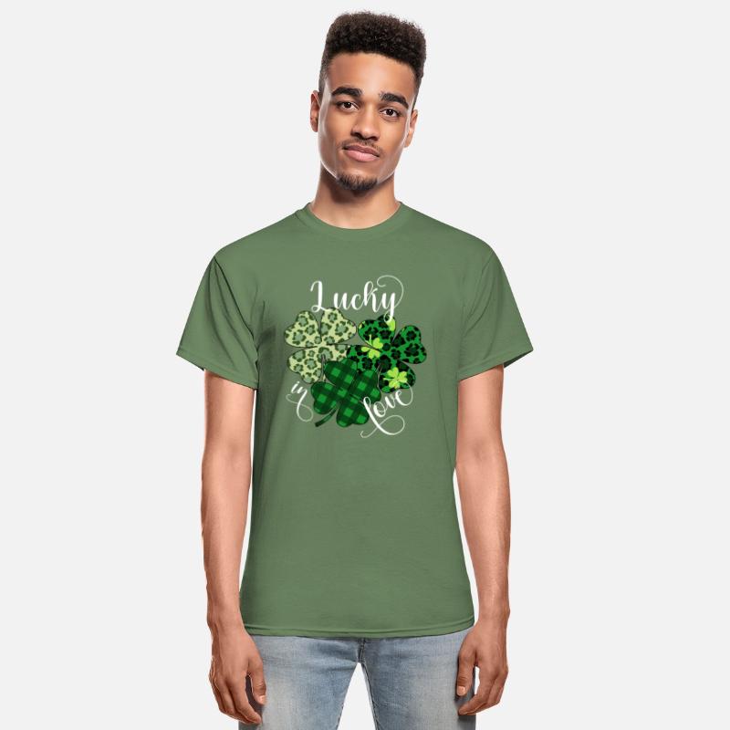 Lucky in love - Saint Patrick's Day Women T-Shirt