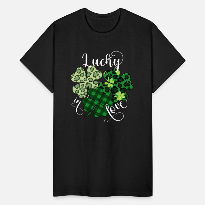 Lucky in love - Saint Patrick's Day Women T-Shirt